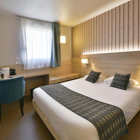 Brit Hotel Landivisiau Bagian luar foto