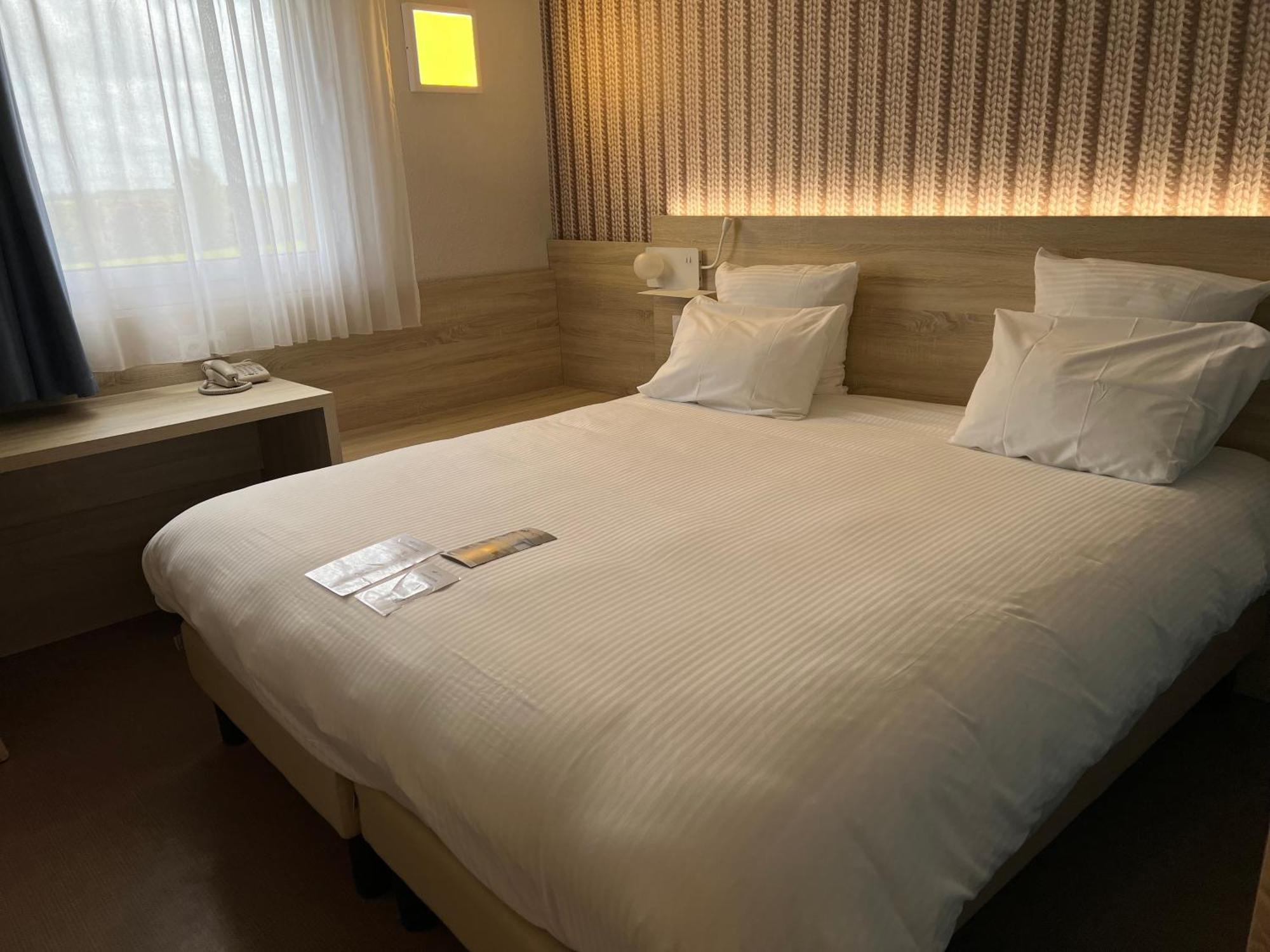 Brit Hotel Landivisiau Bagian luar foto